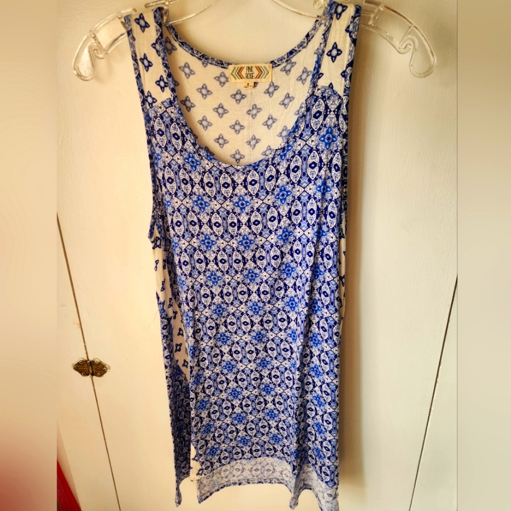 Pink Rose Blue and White Patterned Sleeveless Top